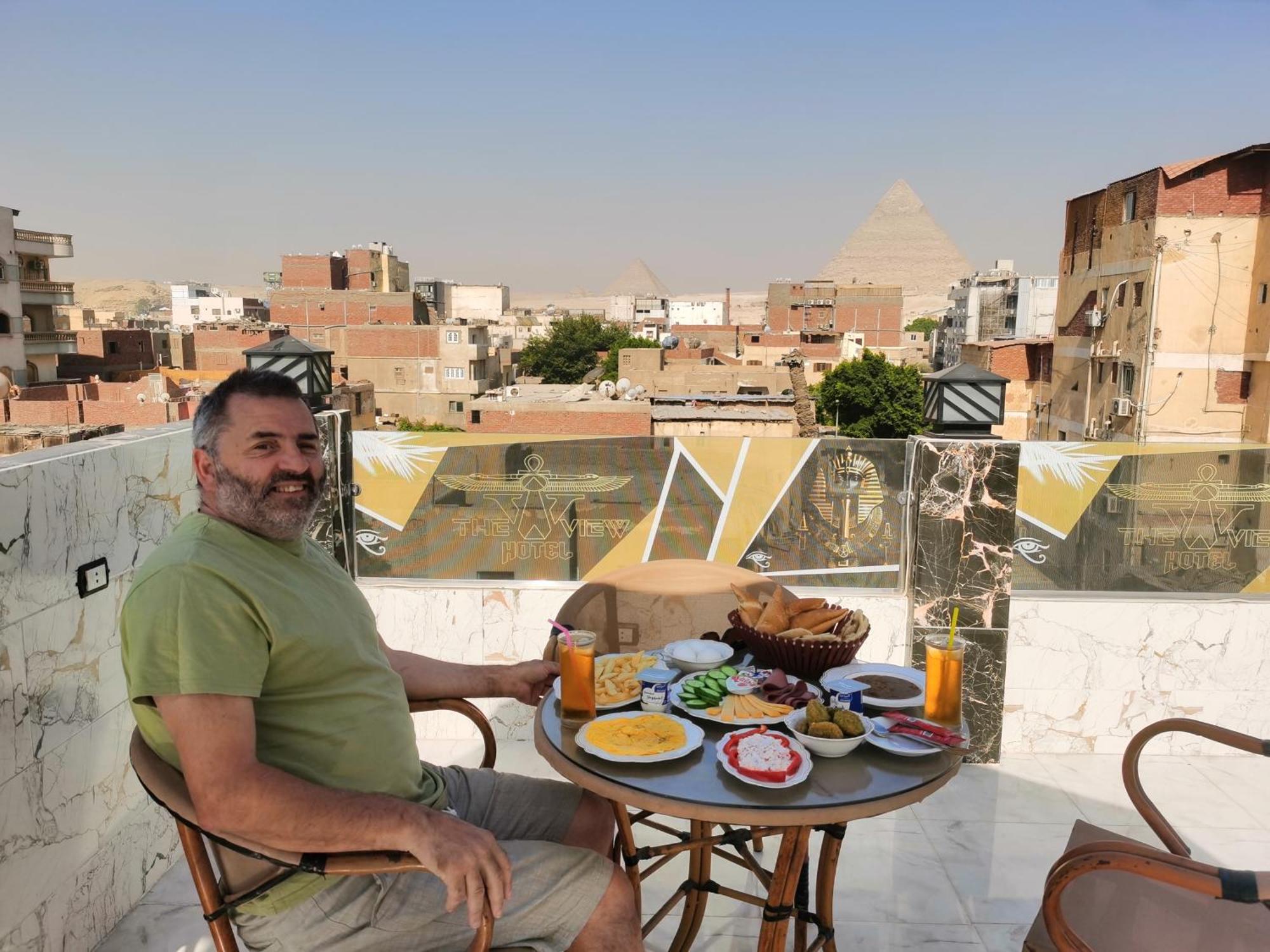 The View Pyramids Hotel Kafret el-Gabal Exterior foto